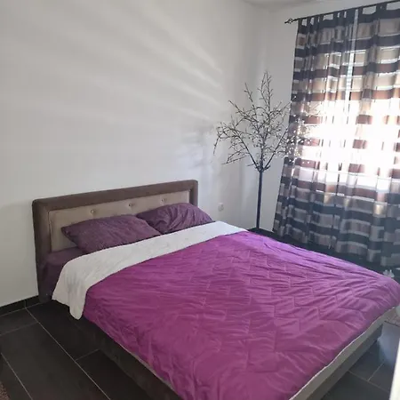 Apartman Old Street 45m2 Sremska Mitrovica